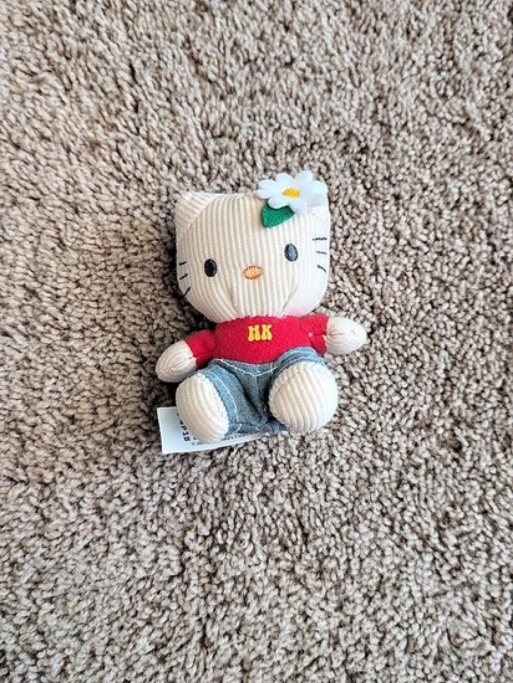 Hello Kitty plush - Picture 2 of 7